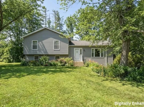 2 Nottingham Cir, Spencer, MA 01562