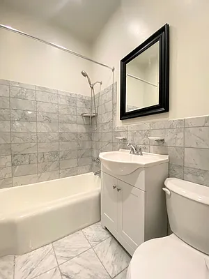 Rented by Bond New York | media 4