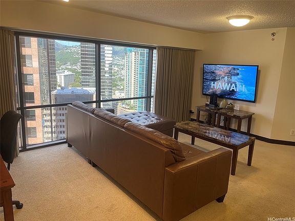 3rd image of 1088 Bishop St APT 3111