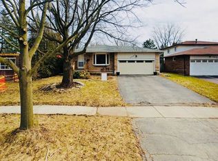 2084 Thornlea Dr, Oakville, ON L6L 1K6