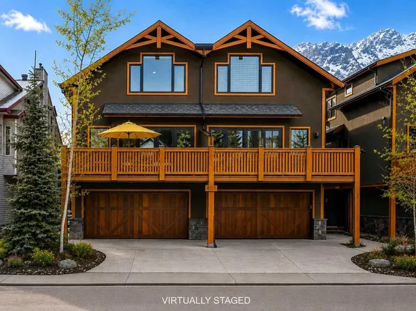 809 NE 4th St #1, Canmore, AB T1W 2G9