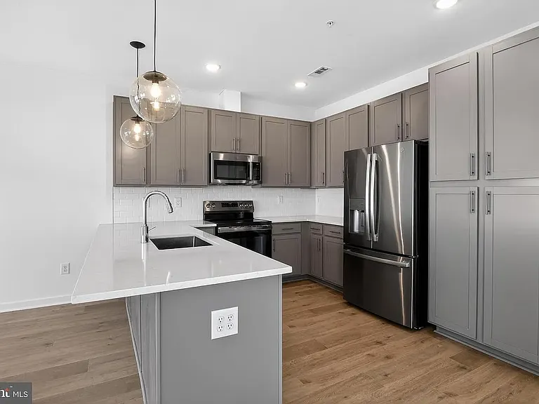 236 Clement Loop — Photo 13
