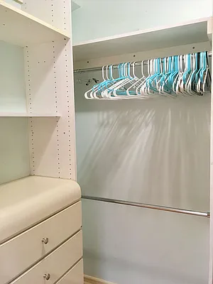 Rented by In Haus LLC | media 19