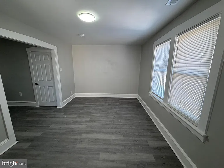 244 Mansion Ave — Photo 33