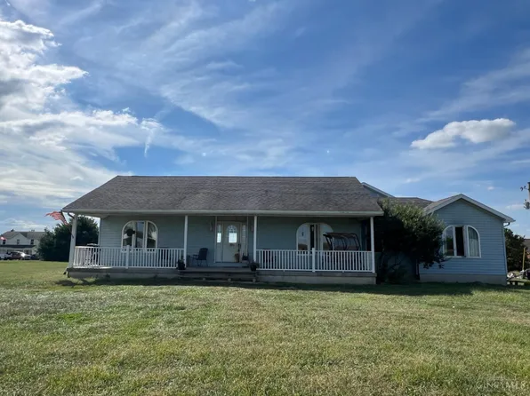 8066 Holland Rd, Brookville, IN 47012