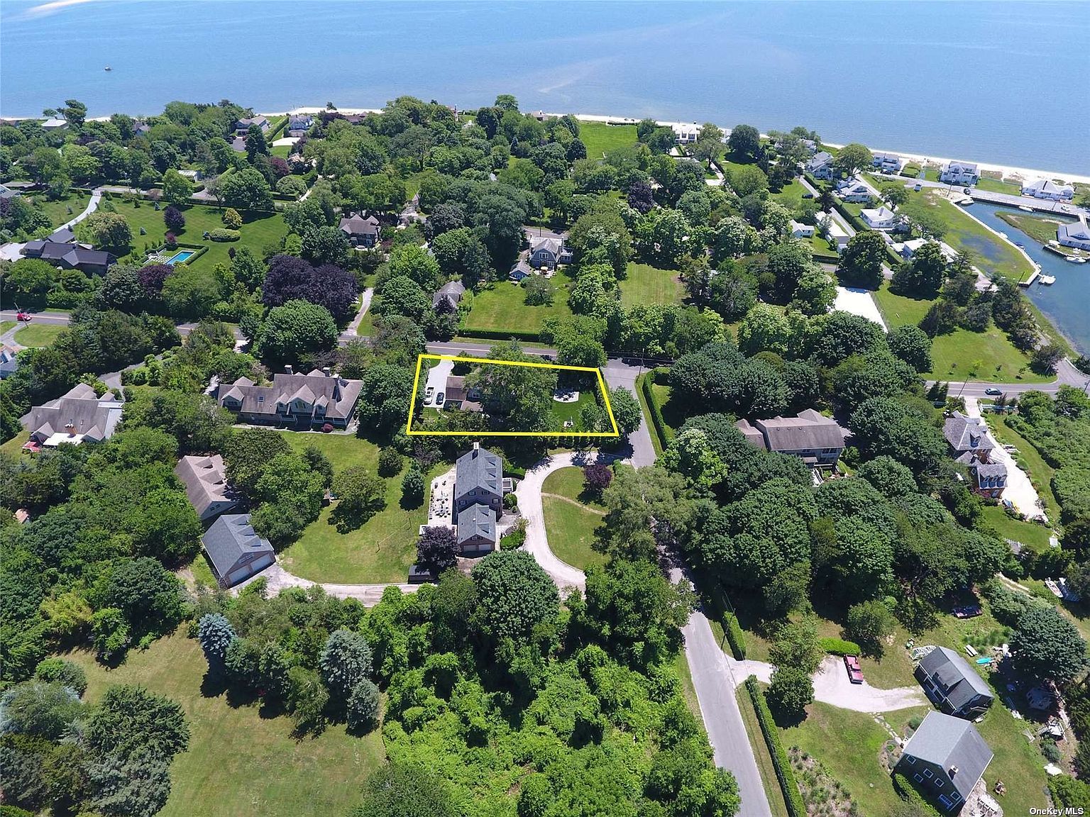 15305 New Suffolk Ave in New Suffolk Out East