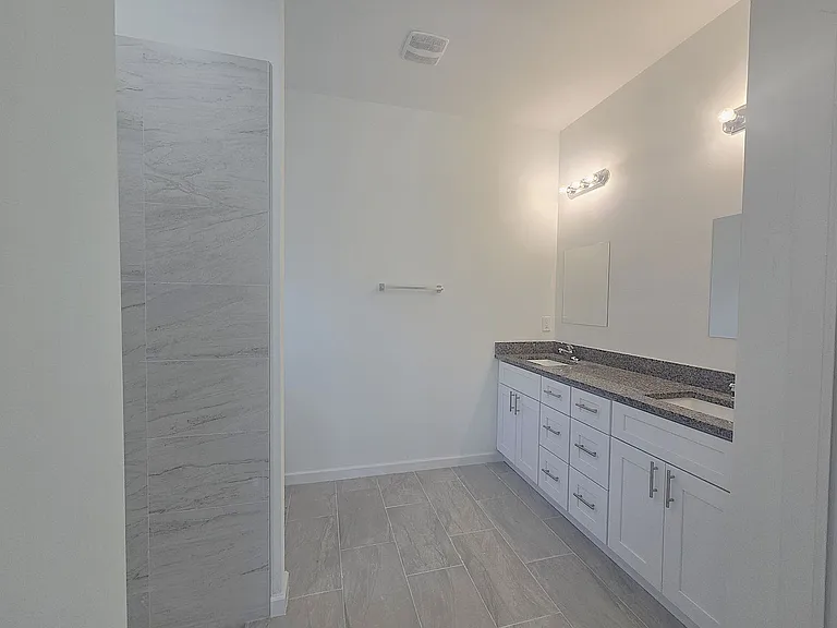 442 Genoa Ave S — Photo 18