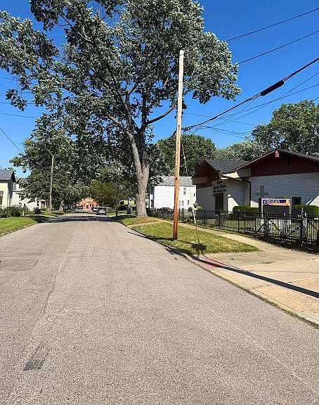 15007 Cardinal Ave — Photo 17