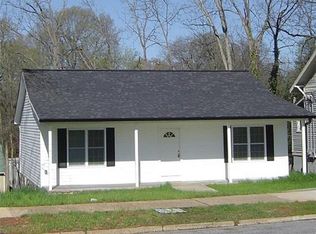 412 N Ashe Ave, Newton, NC 28658
