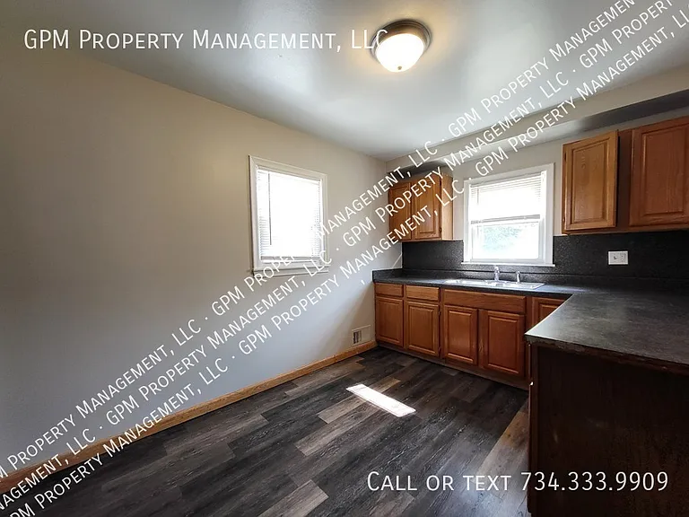 14727 Mulberry St — Photo 10
