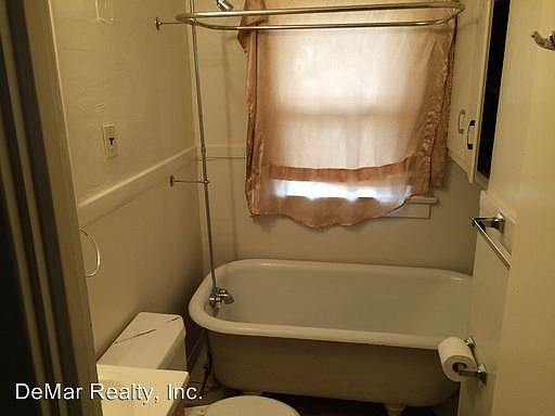 4th image of 933 E Dewey Ave