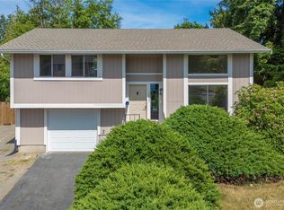 2107 25th Ave SE, Puyallup, WA 98374