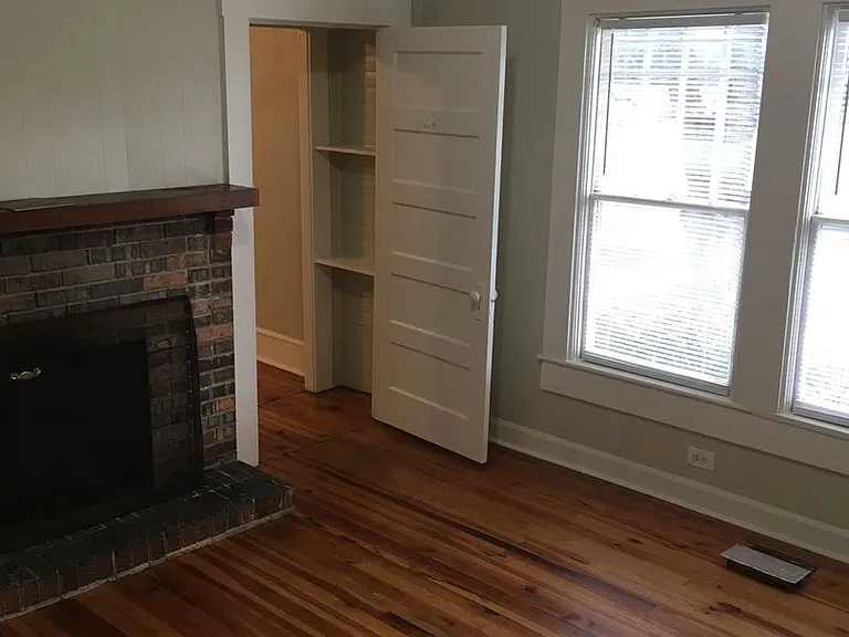 174 Yale Rd NE — Photo 7