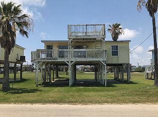 211 Starfish St, Surfside Beach, TX 77541