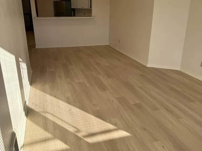 Portage Bay Apartments — Photo 11