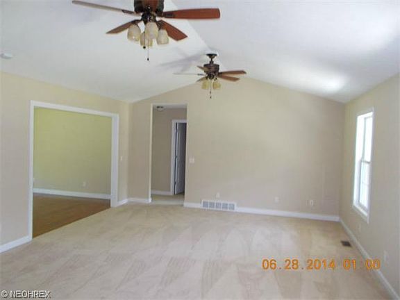 2nd image of 3165 Red Oak Cir