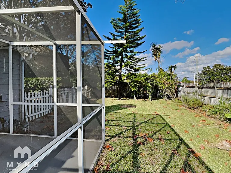 1778 Chatham Cir — Photo 21
