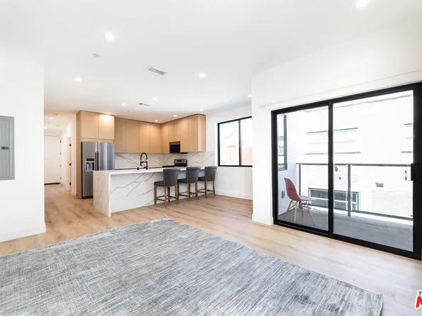 4615 Saint Charles Pl Unit 1/2, Los Angeles, CA 90019