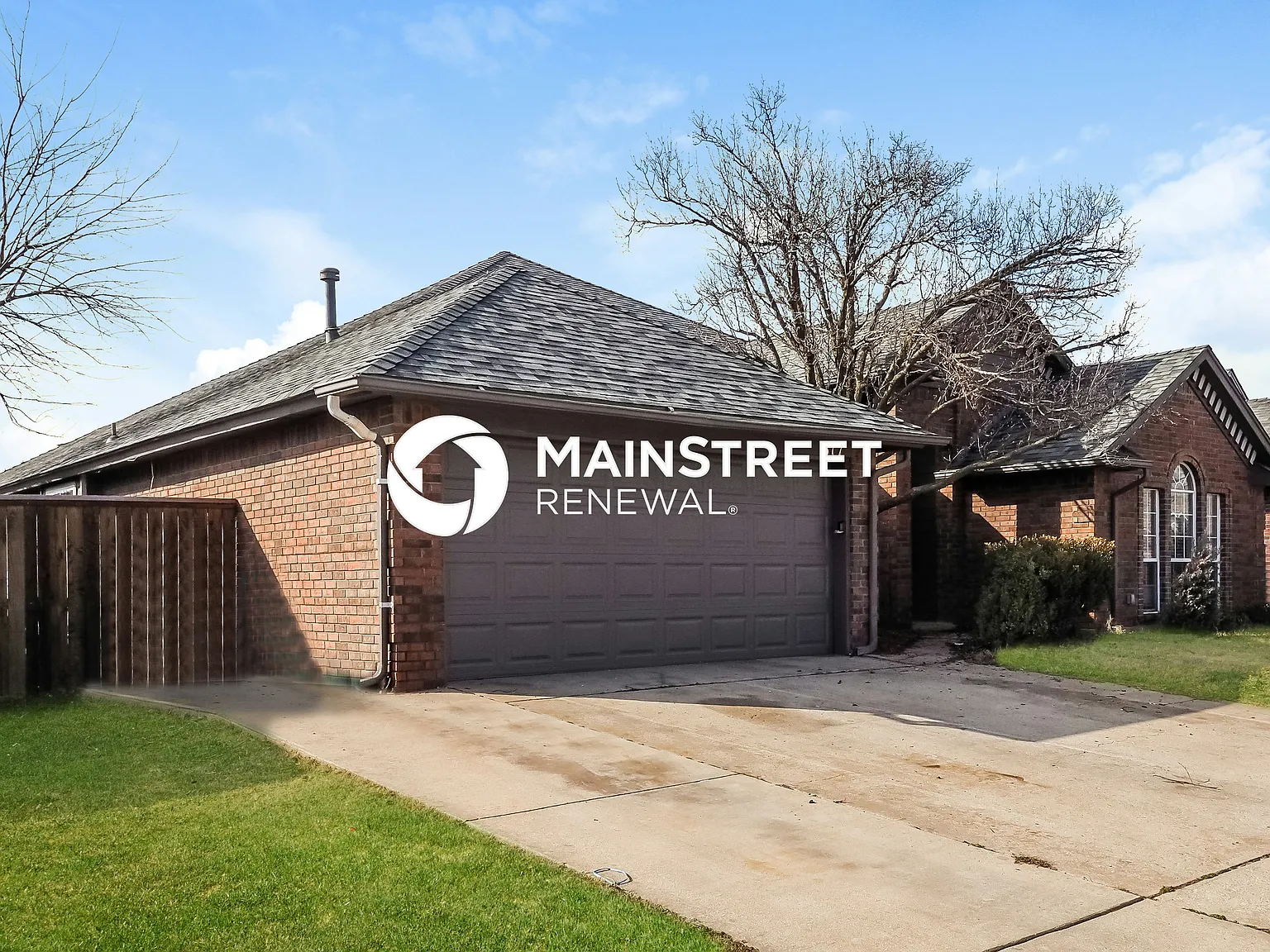 617 Greenfield Dr — Photo 2