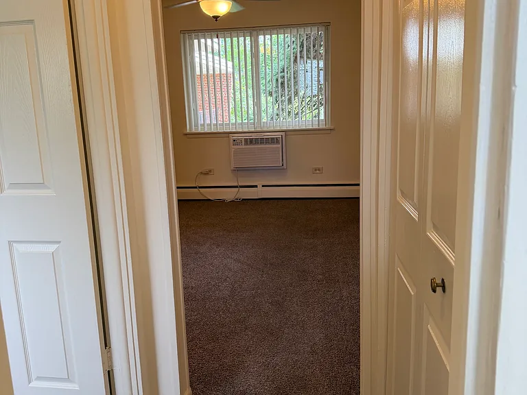 632 E North Broadway St — Photo 17
