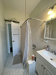 Rented by Best Apartments North Inc