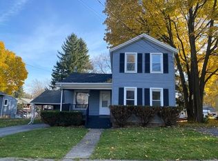 52 Perry St, Auburn, NY 13021