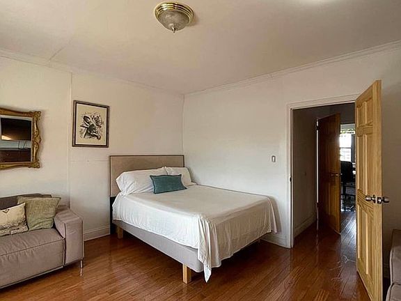 3rd image of 1045 Flushing Ave APT 3R