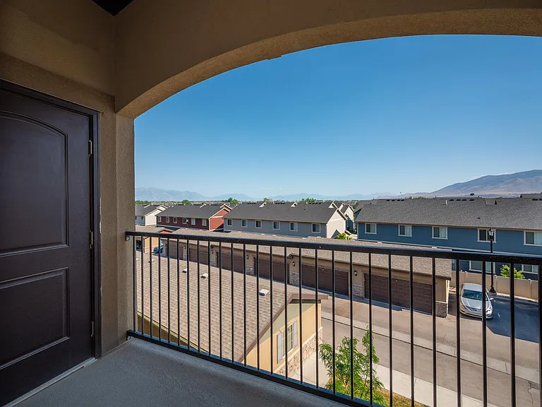 127 E Jordan Ridge Blvd #409 — Photo 14