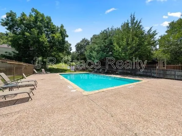 1500 Lake Shore Dr, Waco, TX