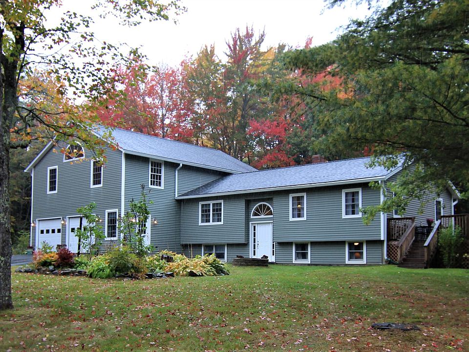 2nd image of 92 Hopkins Rd