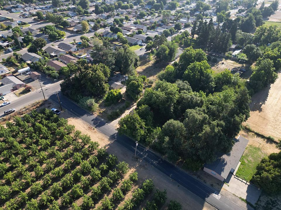 1st image of 441 Little Ave