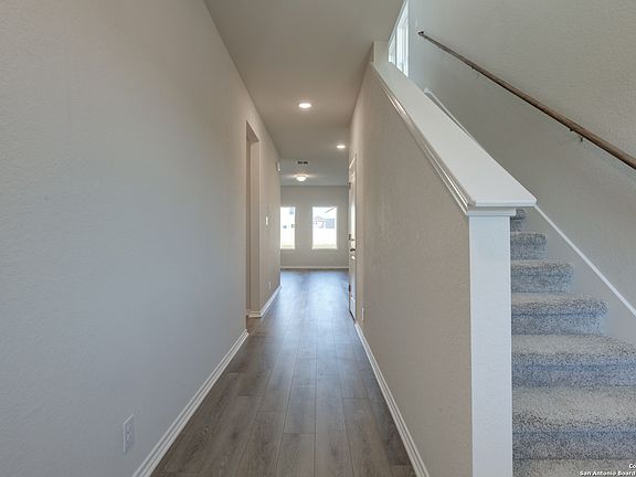 4th image of 7631 Birch Hollow