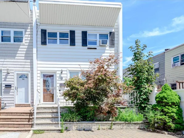 192 Huntington Avenue, Bronx, NY 10465