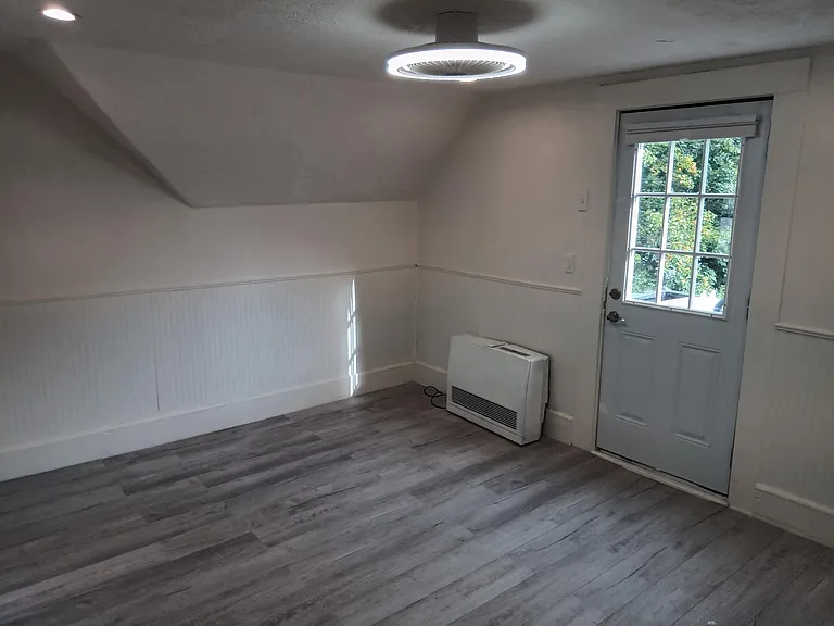 39 Garfield St #4 — Photo 5