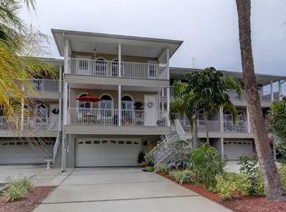 2204 1st St APT D, Indian Rocks Beach, FL 33785