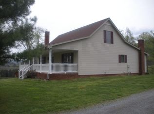 4548 Saunders Rd, Vinton, VA 24179