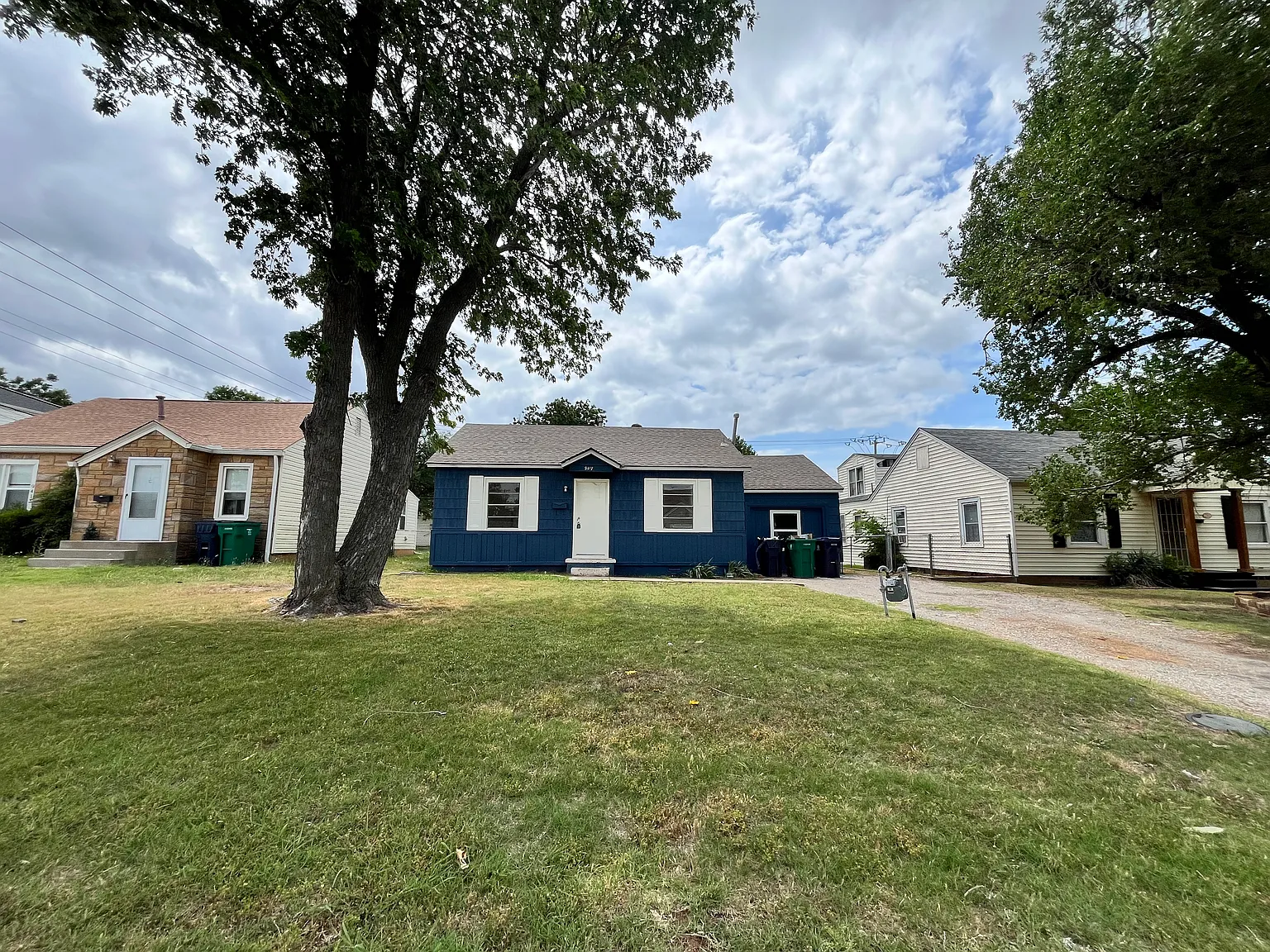 3 bed, 672 sqft, $1,275 — Photo 1