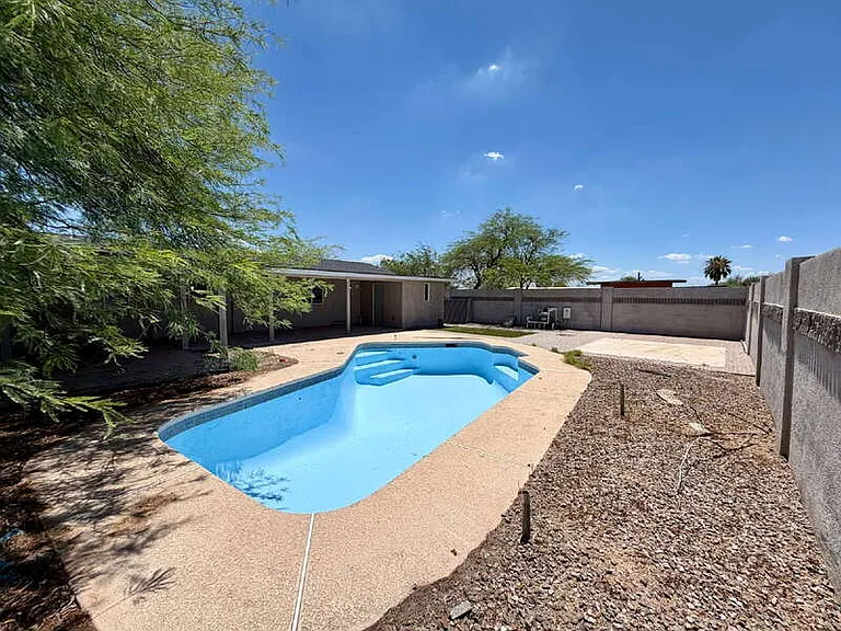 11016 N Grand Canyon Blvd — Photo 19