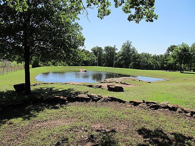 1st image of 6010 Wildwood Dr