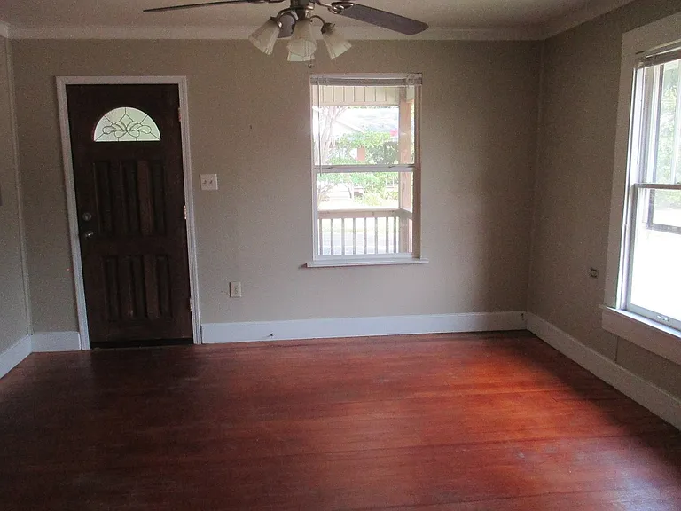 705 Tech Dr — Photo 5
