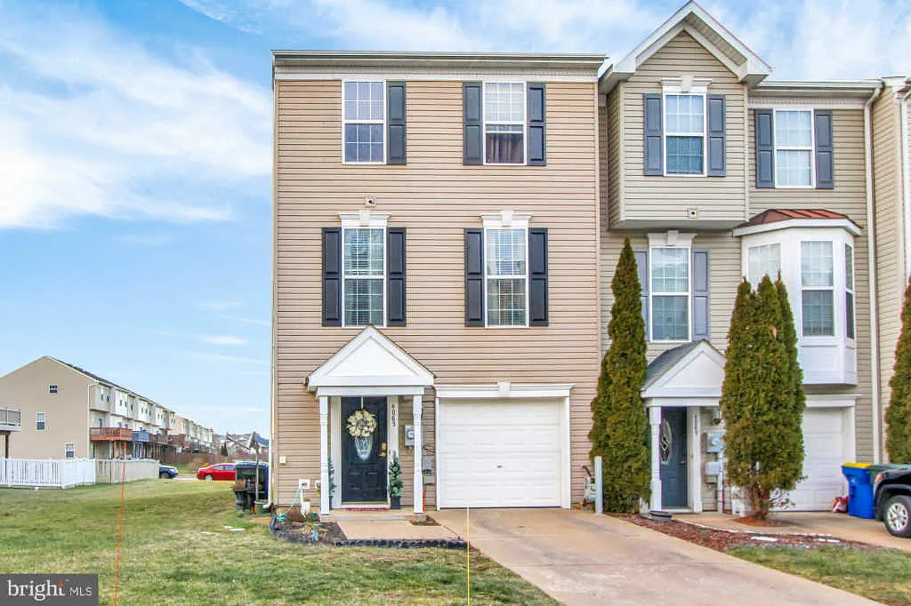 4085 Forest Hills Ct photo 1