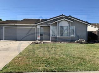 250 Peninsula Dr, Atwater, CA 95301