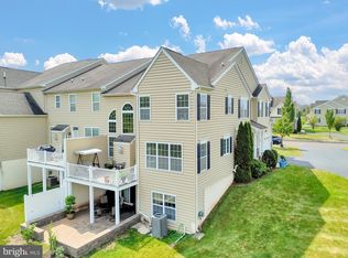 2053 Pleasant Valley Dr, Lansdale, PA 19446