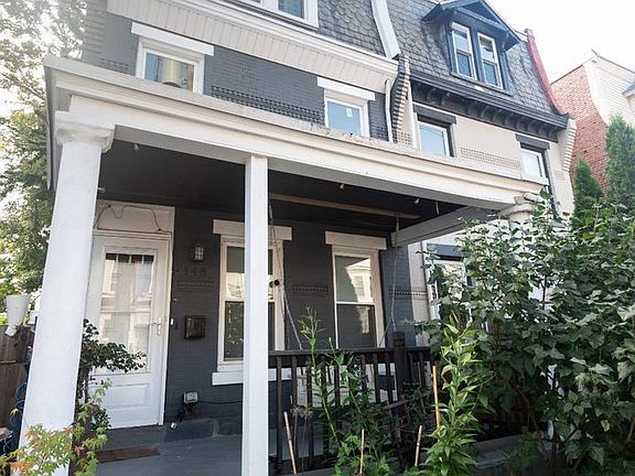 2nd image of 148 E Duval St
