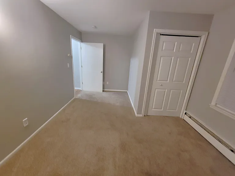1431 Jefferson St NE #4 — Photo 17