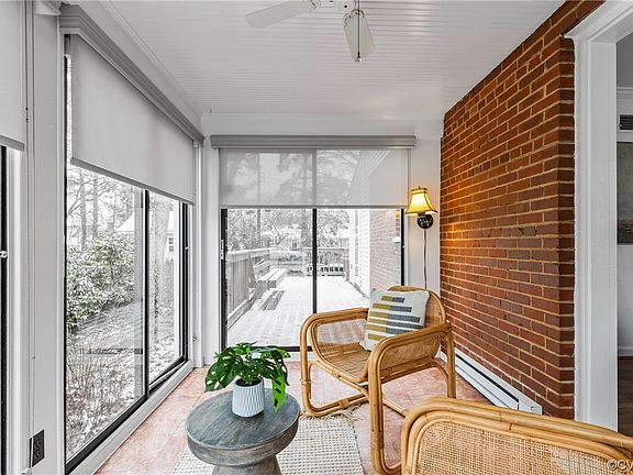 5th image of 5102 W Franklin St
