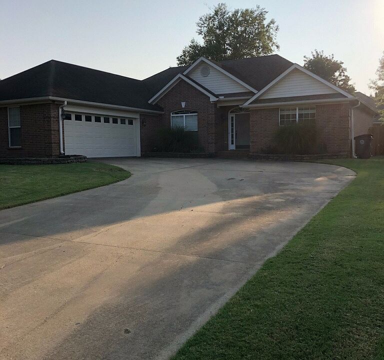 1st image of 2312 Orleans Pl
