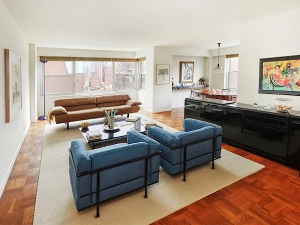 75 E End Ave APT 17A, New York, NY 10028