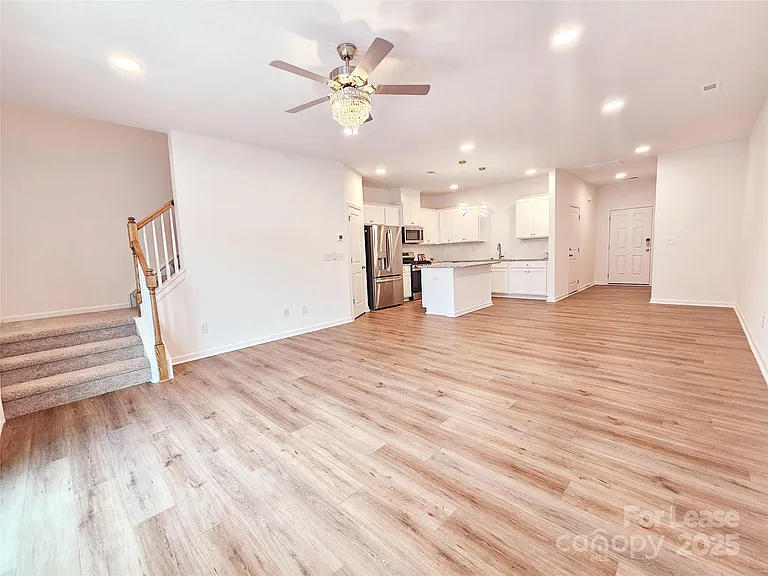 2744 Yeager Dr NW — Photo 8