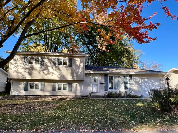 54 Bonds Dr, Bourbonnais, IL 60914